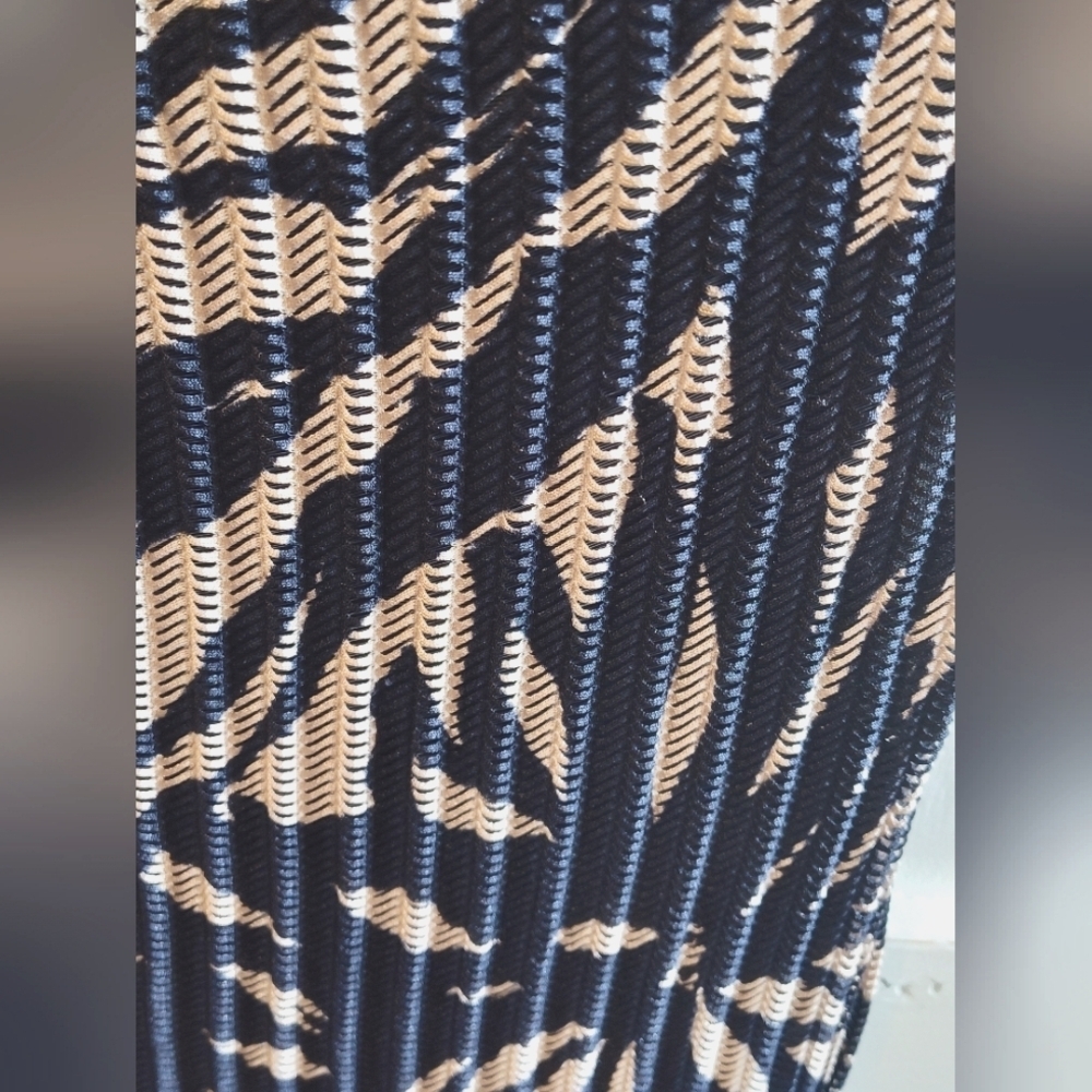 Connected Apparel Women Sleeveless Knit Dress | Navy Tan Tropical Print | Sz 6 - Picture 3 of 5